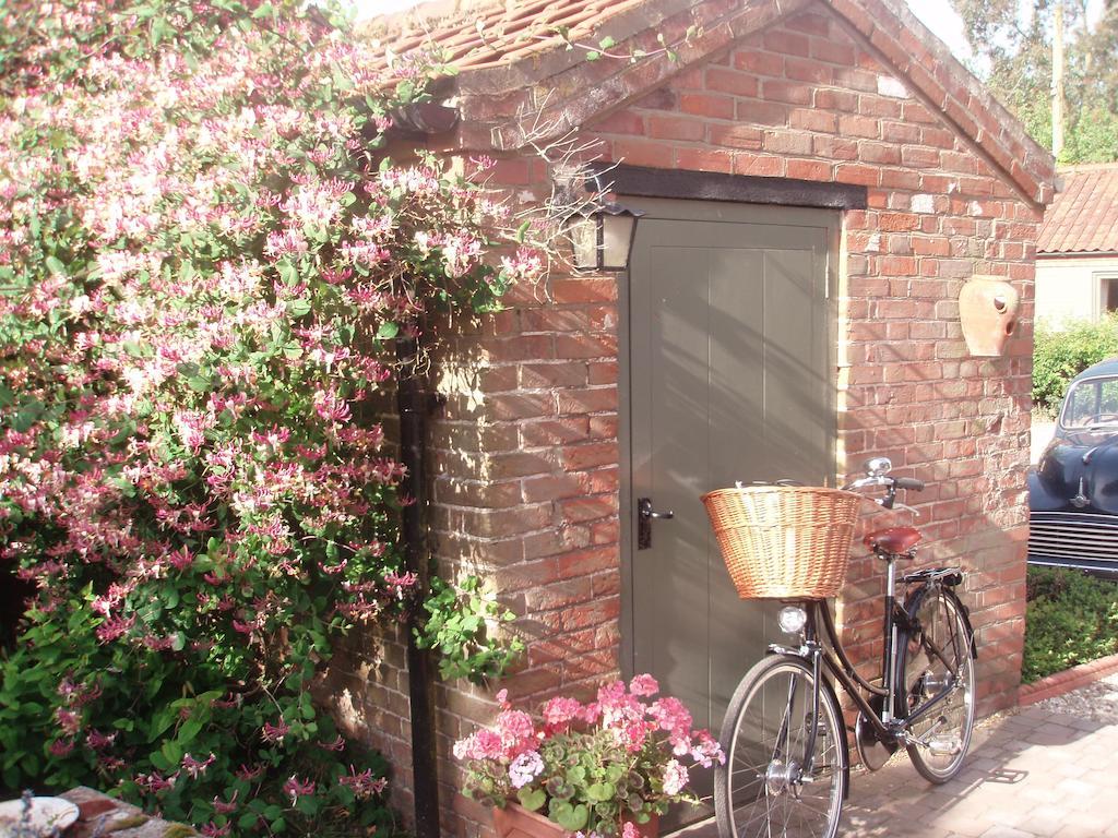 Bed and Breakfast White House Farm Hindolveston Экстерьер фото